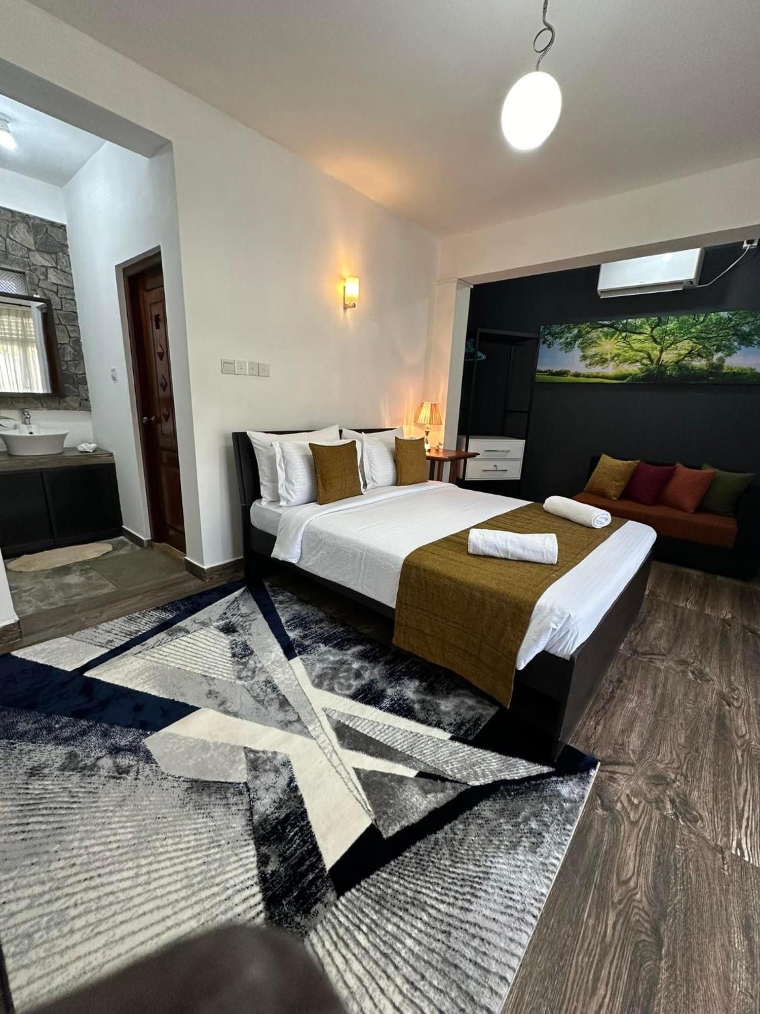 Hotel Ella Moon Rock Esterno foto